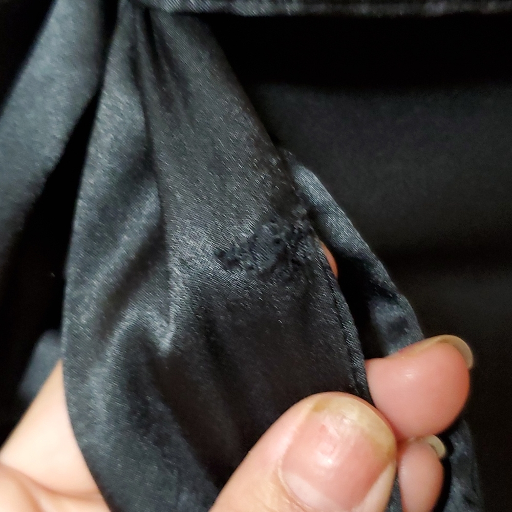 Victoria Secret Black Satin Robe Attached Belt - Picture 16 of 16